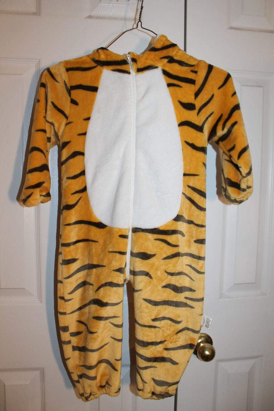 Amazon Kids Fleece Tiger Costume sz 3T / 4T (read for measures)